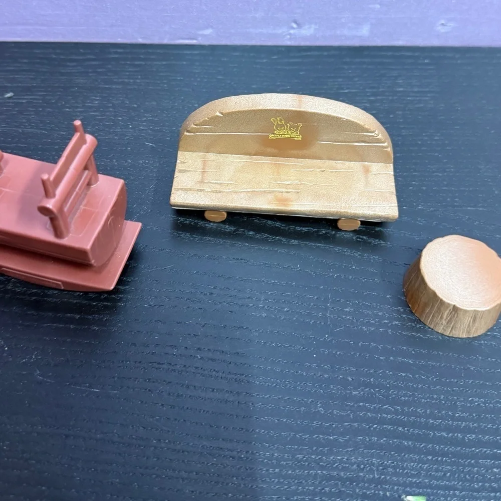 Bandai 1986/1997 Teddy Bear Story 3 pieces Wooden Bench